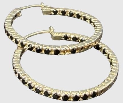 Coppia di orecchini a cerchio, argento 925, con pi
