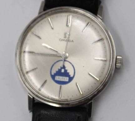 Orologio meccanico a carica manuale HAU "Omega", p