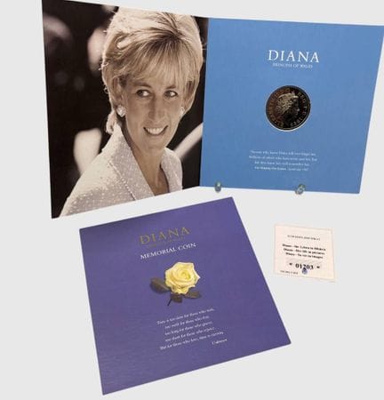 Cinque sterline, Inghilterra, Diana in confezione 