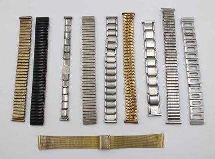 8 assorted watch straps, mostly flexible straps