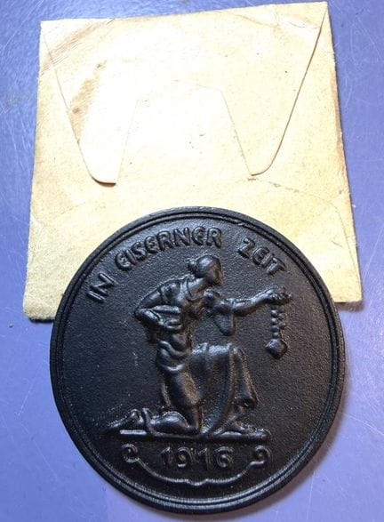 Medaglia di ferro “Gold gab ich zur Wehr...” del 1