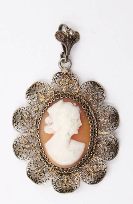 Antique jewelry pendant, shell cameo, filigree, fl