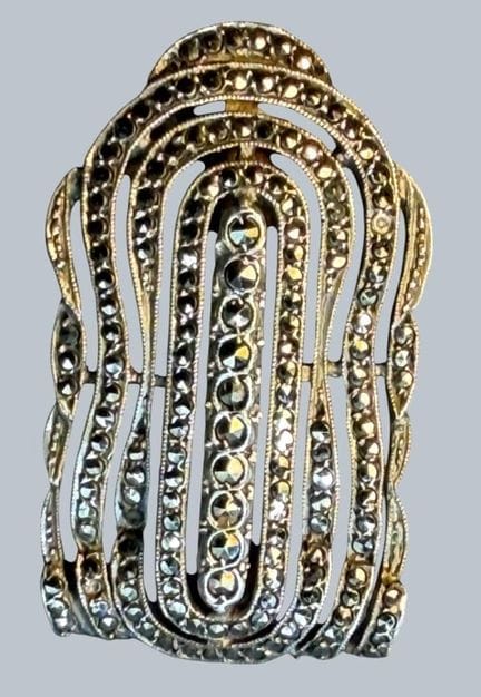 Spilla in argento con marcasite, H 4,5 cm, 7,52 g