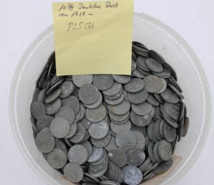 Secondo il mittente, 825 pfennig del Reich, dal 19