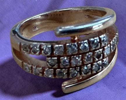 925 sterling silver ring with clear stones, size 5
