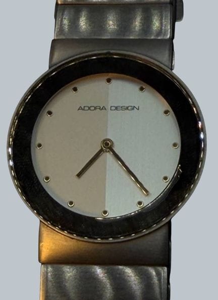 Meccanismo Quartz DAU "Adora Design" funzionante, 