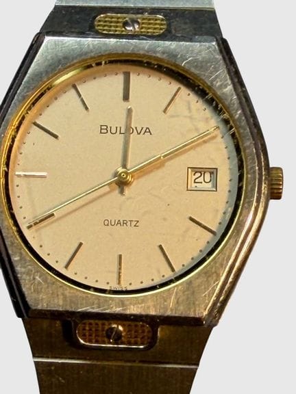 Quartz HAU "Bulova" movement is running; in very g