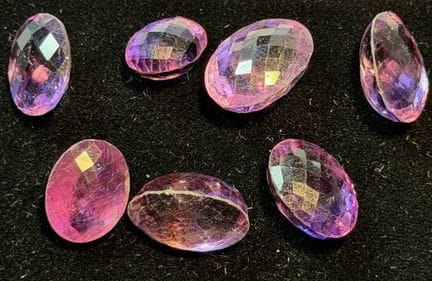 6 gr. d'améthystes, totalisant  71,8 carats
