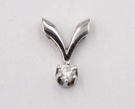 585 silver pendant with a small diamond, 0.6 g, 1.