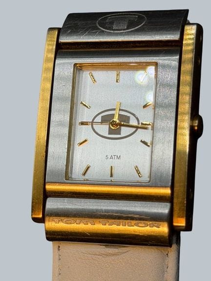 Quartz DAU "Tom Tailor" con cinturino in pelle bia