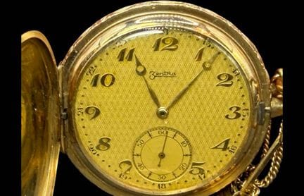 Orologio da tasca con coperchio a scatto meccanico
