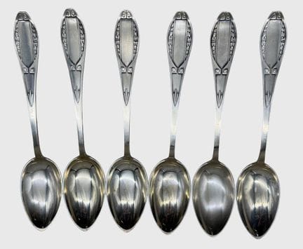 6 cuillères en argent (800), longueur 22 cm, poids