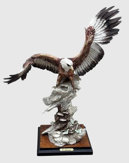 G. Armani « Aigle à tête blanche aux ailes déployé