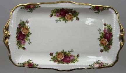 Plat à gâteaux « Royal Albert » Old Country Roses,