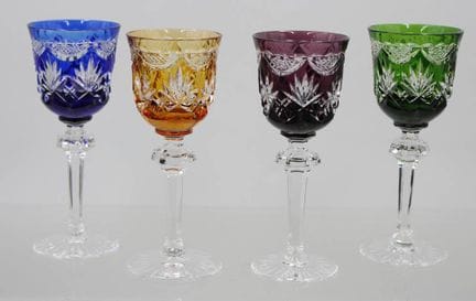 4 verres à vin doux raffinés de style romain ou en
