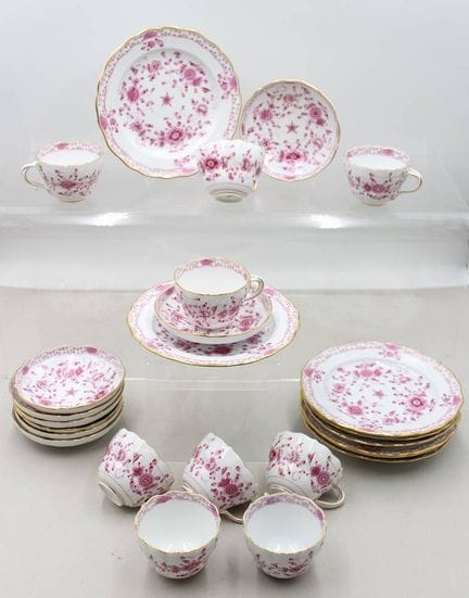 8 komplette Gedecke Meissen indisch Purpur mit Gol