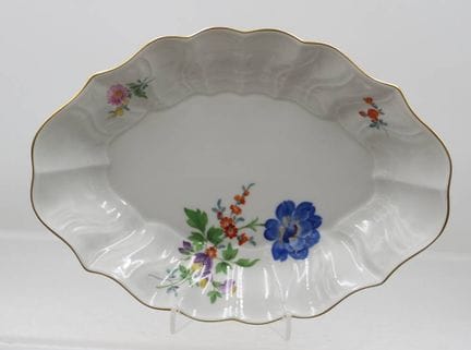soupière ovale, Meissen, marque à l'épée, décor « 