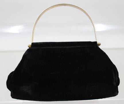 Borsa da sera in velluto nero degli anni '50 con s
