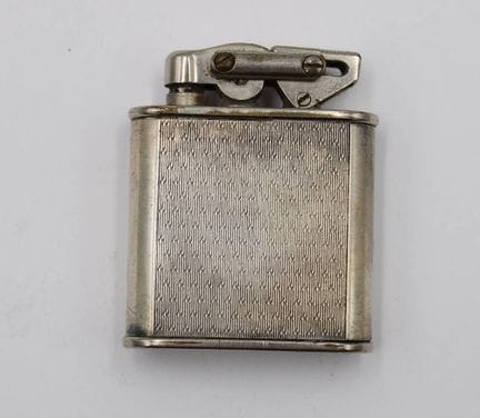 Lighter, silver case (8.6 g), approx. 4.7 cm high
