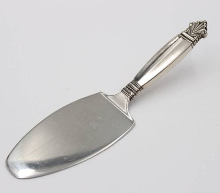 Pelle à gâteau, manche en argent, Georg Jensen, Re