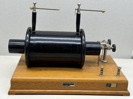 Inductor de chispas histórico (también conocido co