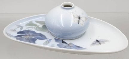 kl. bauchige Vase auf passendem Tablett, Royal Cop