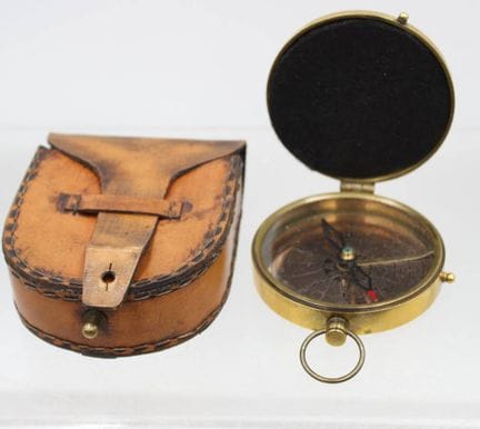 Grande boussole de poche personnalisée en laiton, 