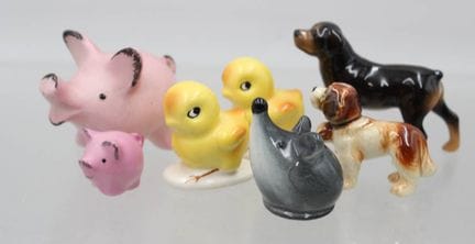 7 figurines d'animaux diverses, probablement de la