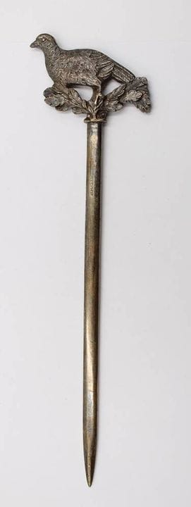 Coupe-papier sur le thème de la chasse, perdrix, m