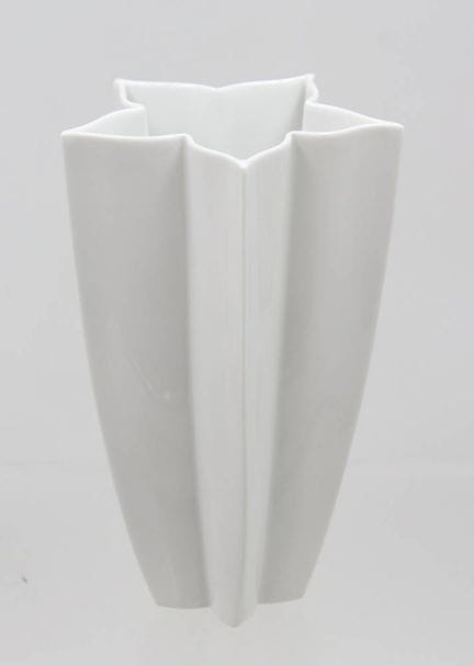 花瓶，Hutschnreuther，白瓷，H. Fuchs设计，高约17.5厘米