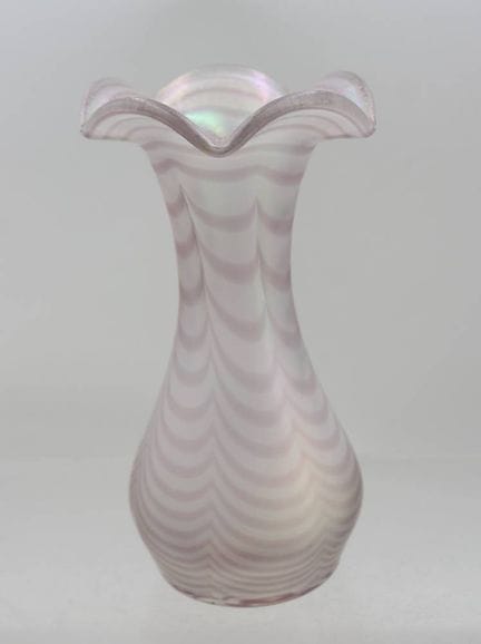 Vase en verre d'art, probablement de la marque Gal