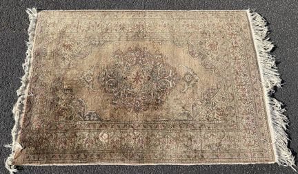 Orient-Teppich,  wohl Seidenflor, 90x125 cm