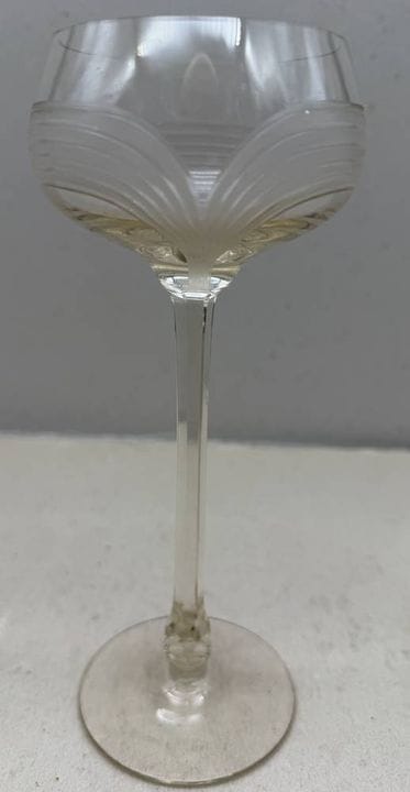 Stängelglas mit mattierten Wellenschliff, Theresie