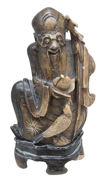 Sculpture antique en stéatite, « Vieil homme avec 
