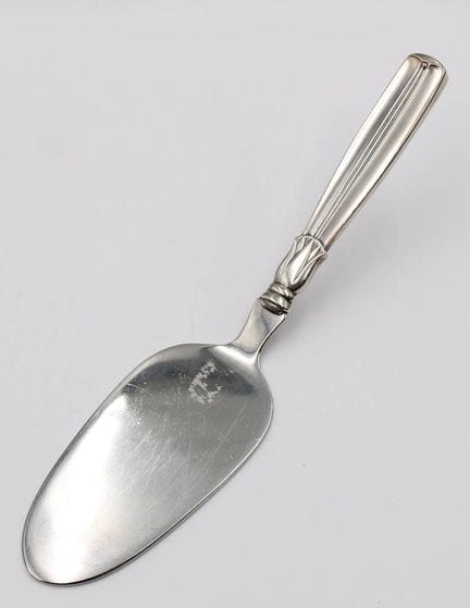 Pelle à gâteau, manche en argent, Danemark 1959, L