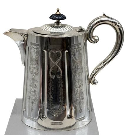 Liquidación de colección, cafetera antigua platead