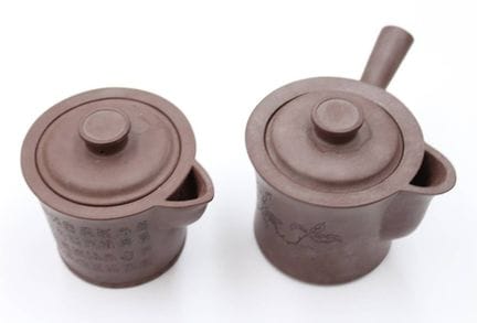 dos vasijas tradicionales de arcilla Yixing-Zisha,