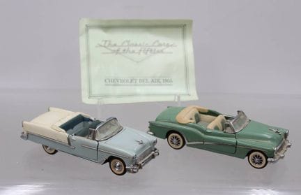 2 coches de juguete de fundición a presión de la s