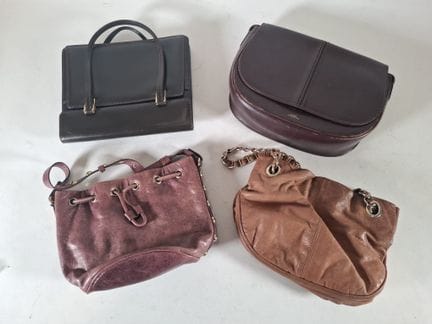 set composto da 4 borse in pelle, tra cui una dell