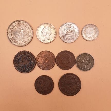 Lot de pièces en argent comprenant :
- 	Deux pièce