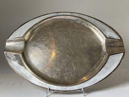 Plat à poisson en argent 2nd titre 800‰, de forme 