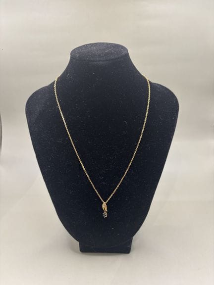 Chaîne pendentif en or jaune 18K 750 ‰ ornée d'une