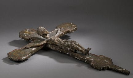 Dans le goût de l’art roman 
Christ en croix
Statu