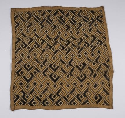 Velours du Kasaï, RDC
Fibres végétales, pigments
L
