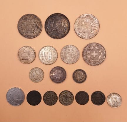 Lot de pièces en argent comprenant : 
- 	3 pièces 