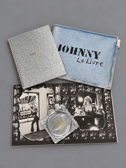 Lot de deux Livres sur la musique :
- Album Johnny