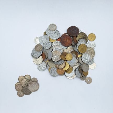 Lot de pièces en argent comprenant :
- 	Pièce de 2