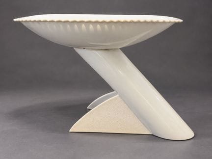 Matteo THUN (né en 1952) pour Memphis 
Coupe à fru