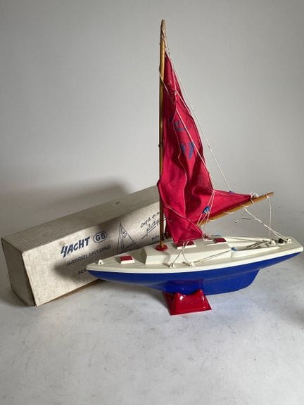 Voilier de bassin, modèle Yacht G.S., série VP, co