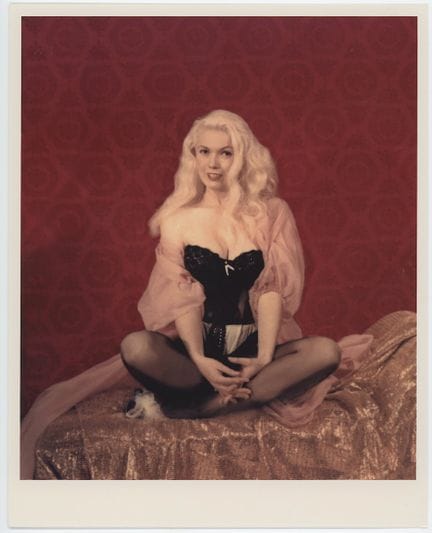 Vintage-Pin-up-Fotografie von BUNNY YEAGER, 10" x 